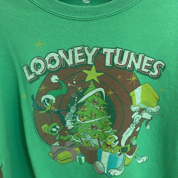 Urban Sweatshirt - Picture 3 of 4